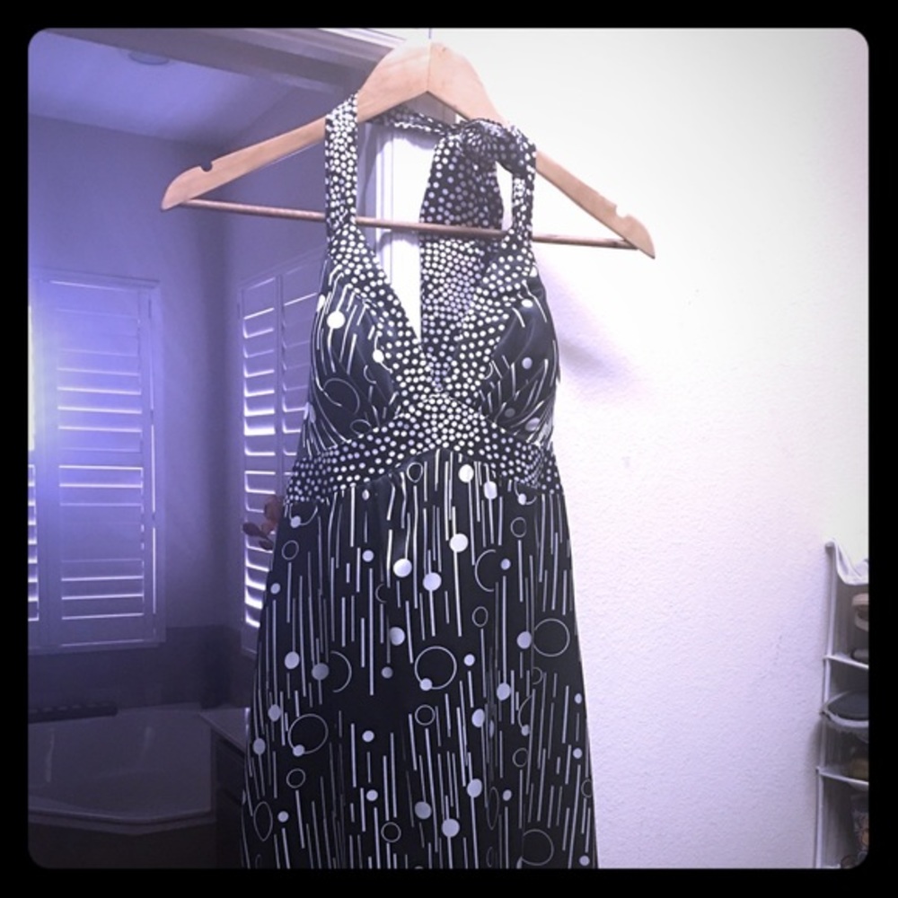 Beautiful black short dress! Worn once. Size 6.